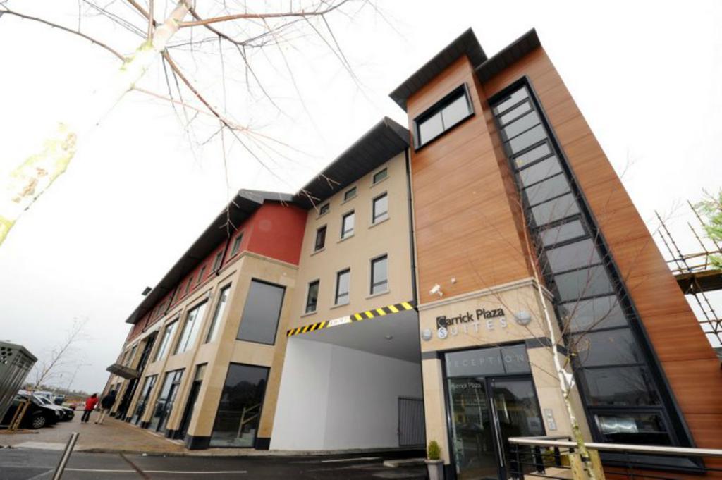 Carrick Plaza Suites And Apartments Carrick-on-Shannon Exterior foto